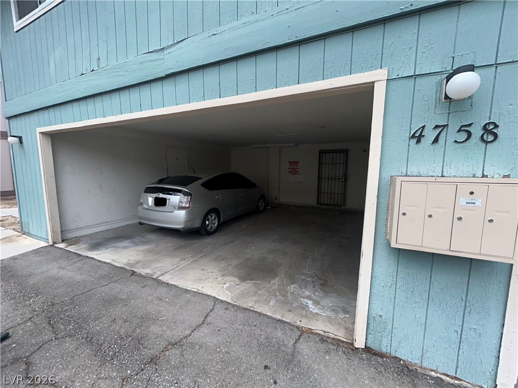 4758 Roberta Street 2 Las Vegas NV 89119