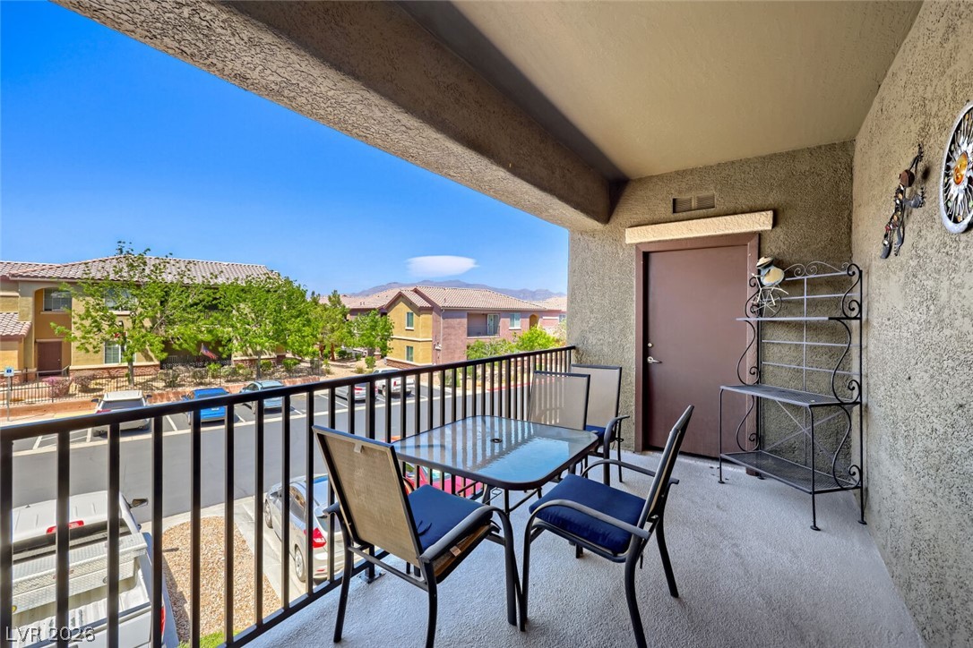 6868 Sky Pointe Drive 2064 Las Vegas NV 89131