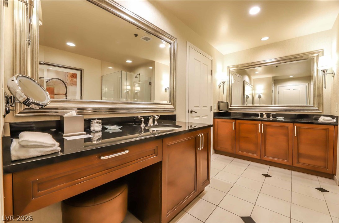 135 East Harmon Avenue 3520 Las Vegas NV 89109