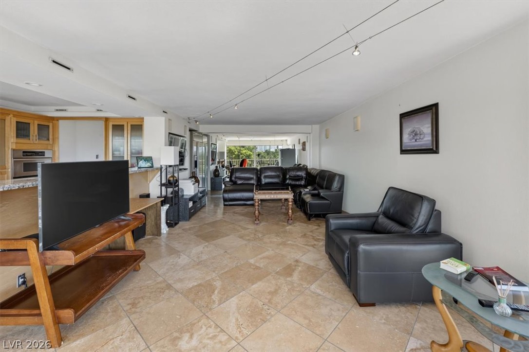 3111 Bel Air Drive 6g Las Vegas NV 89109