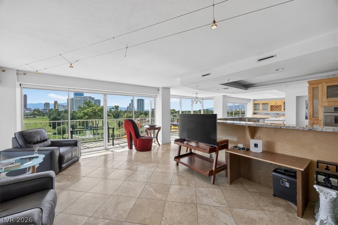 3111 Bel Air Drive 6g Las Vegas NV 89109