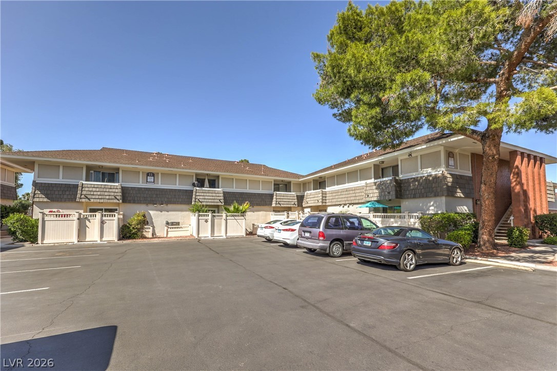 714 Oakmont Avenue 1101 Las Vegas NV 89109