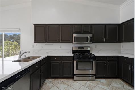 4941 Black Bear Road 204 Las Vegas NV 89149