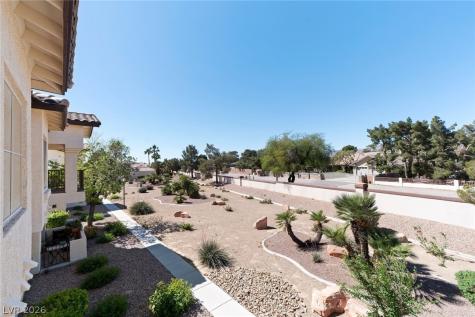 4941 Black Bear Road 204 Las Vegas NV 89149