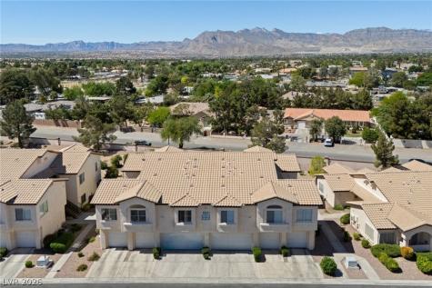 4941 Black Bear Road 204 Las Vegas NV 89149
