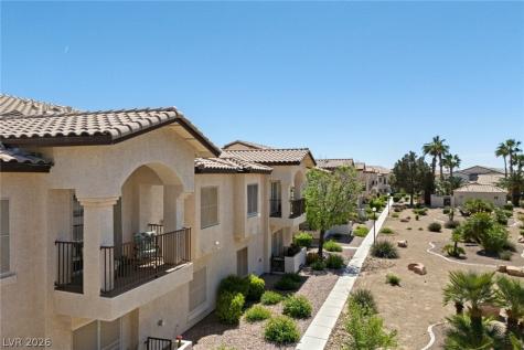 4941 Black Bear Road 204 Las Vegas NV 89149