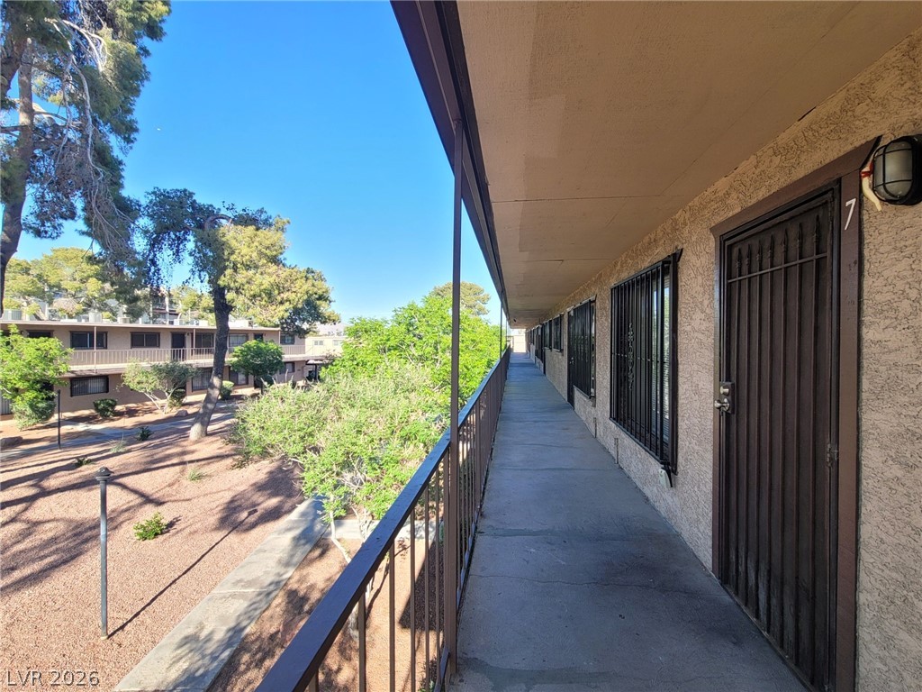 585 South Royal Crest Circle 7 Las Vegas NV 89169