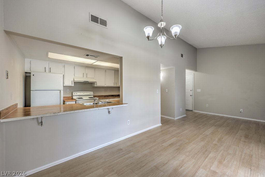 2981 Country Manor Lane 122 Las Vegas NV 89115