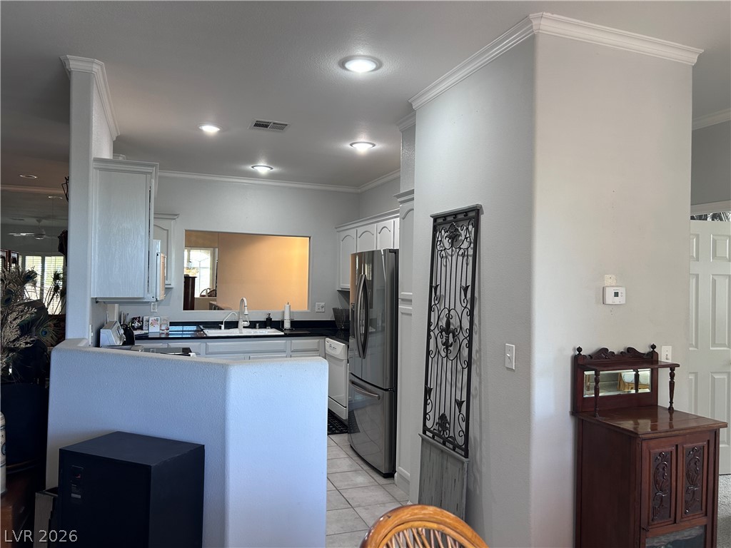 8701 Red Brook Drive 202 Las Vegas NV 89128