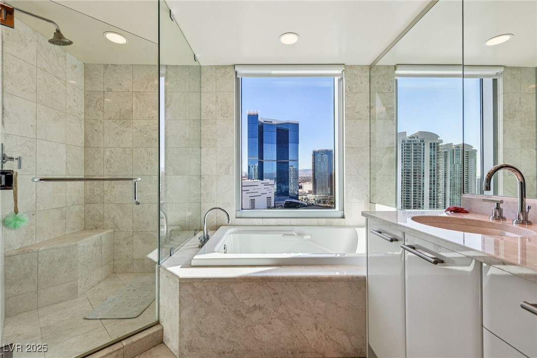 222 Karen Avenue 2608 Las Vegas NV 89109