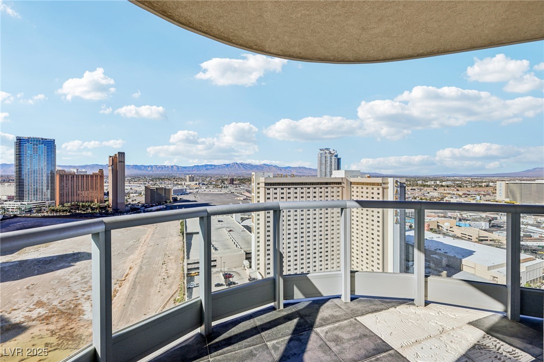 222 Karen Avenue 2608 Las Vegas NV 89109