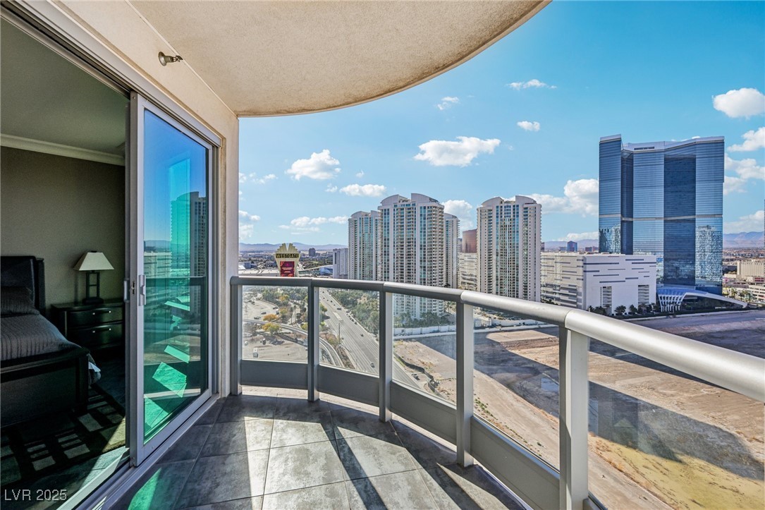 222 Karen Avenue 2608 Las Vegas NV 89109