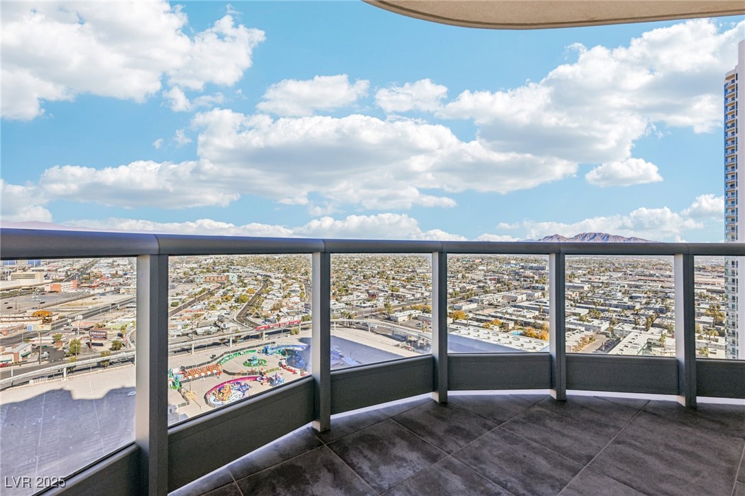 222 Karen Avenue 2608 Las Vegas NV 89109