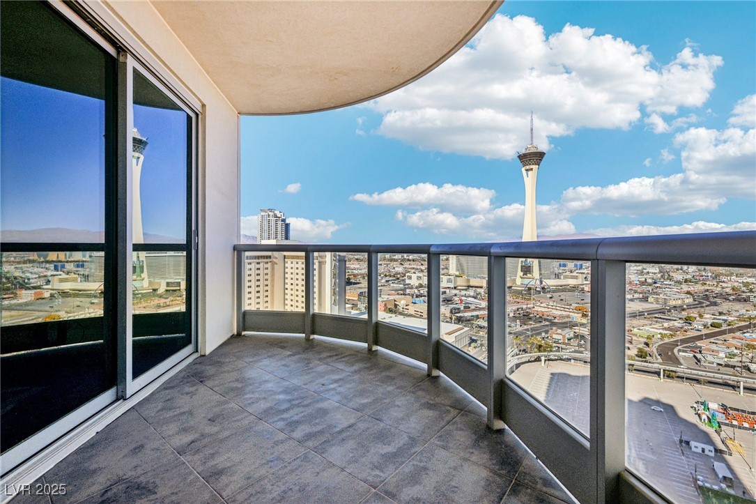 222 Karen Avenue 2608 Las Vegas NV 89109