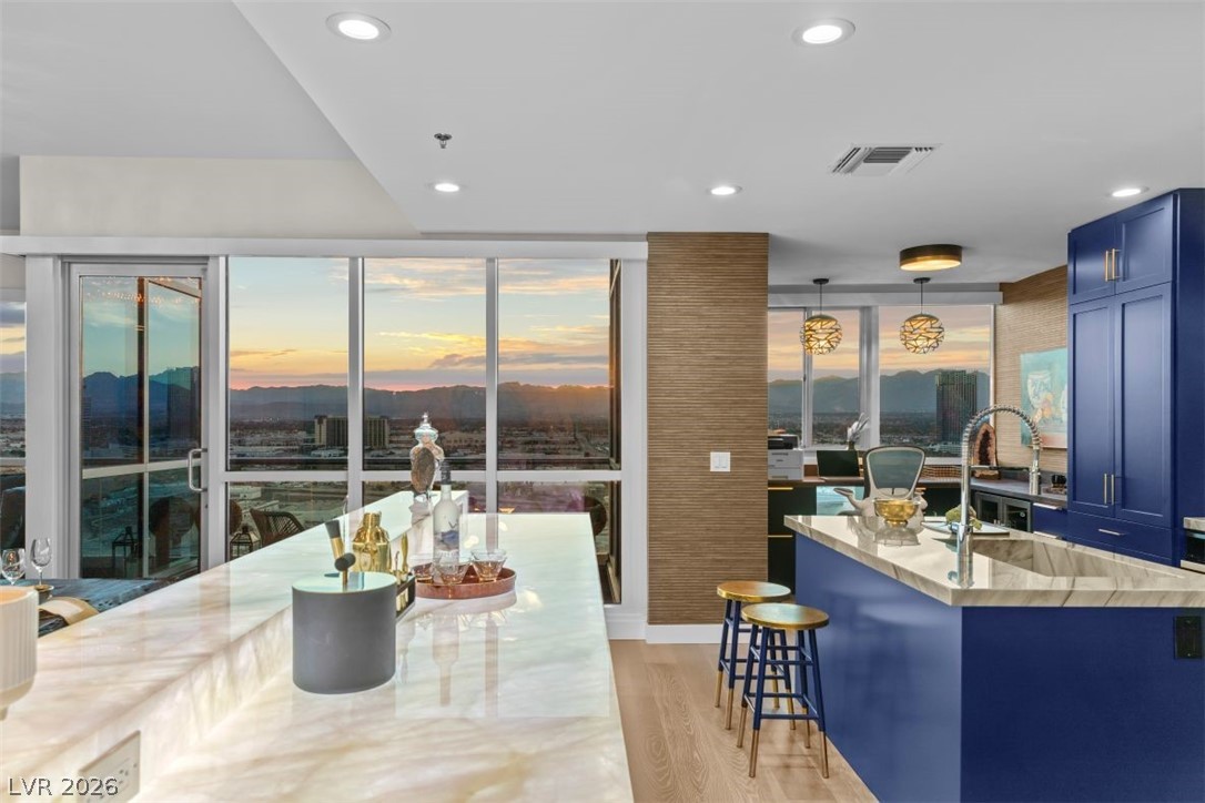 4525 Dean Martin Drive 2406 Las Vegas NV 89103