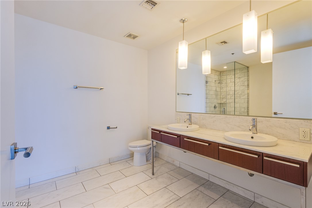 4471 Dean Martin Drive 805 Las Vegas NV 89103