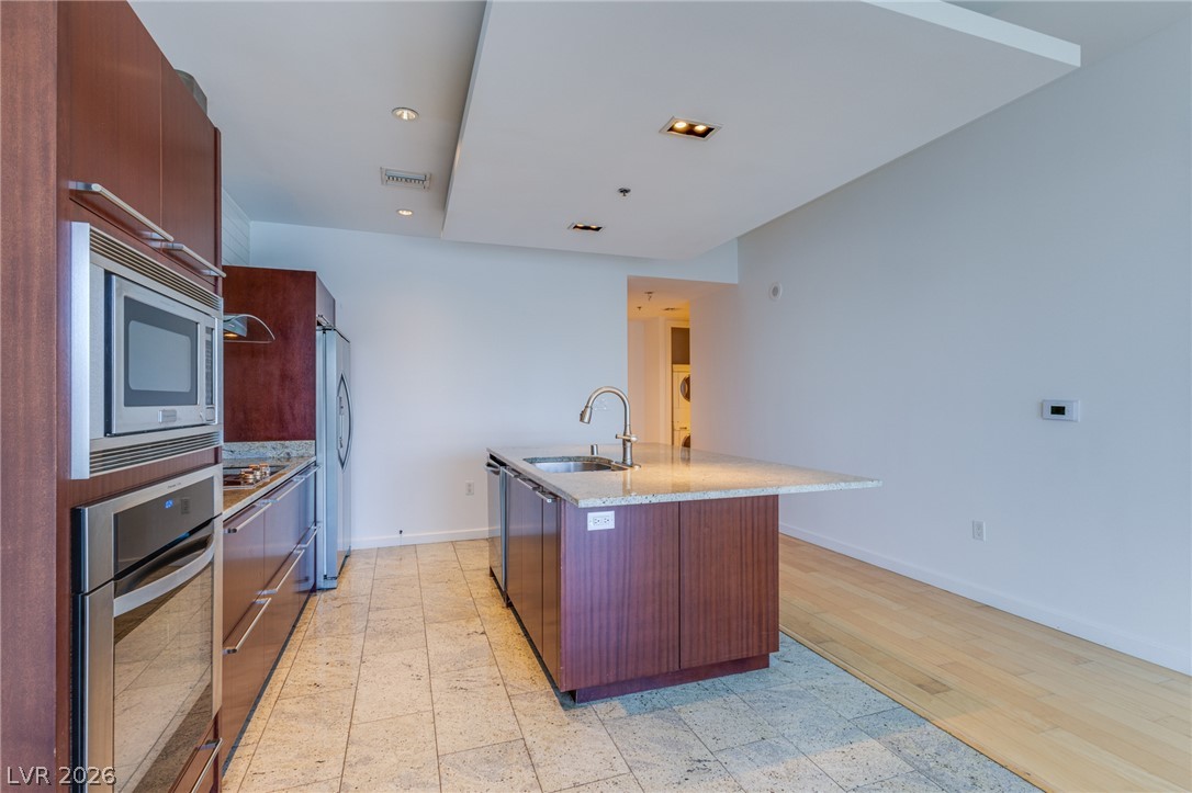 4471 Dean Martin Drive 805 Las Vegas NV 89103