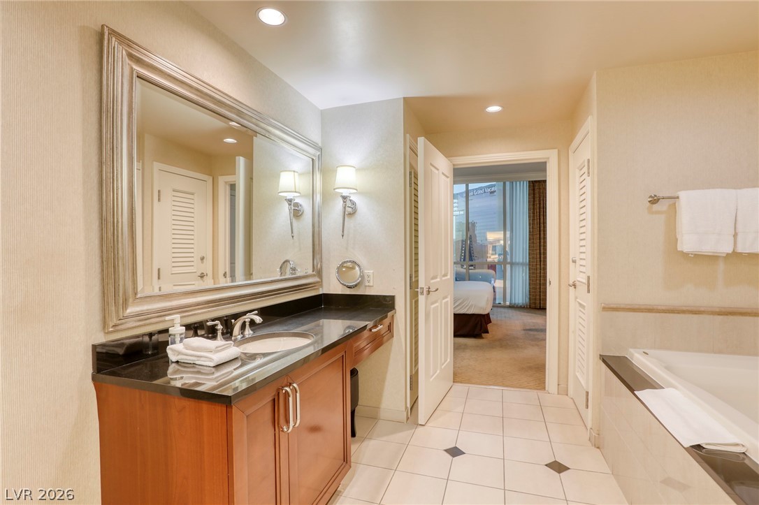 135 East Harmon Avenue 3321 Las Vegas NV 89109