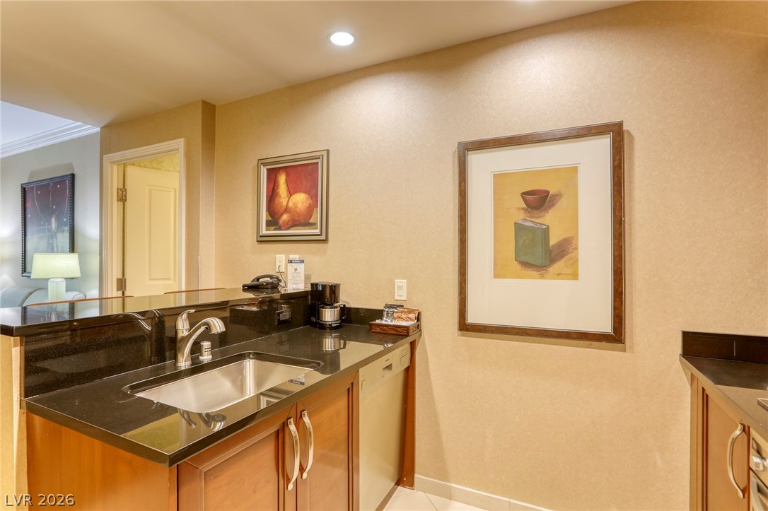 135 East Harmon Avenue 3321 Las Vegas NV 89109