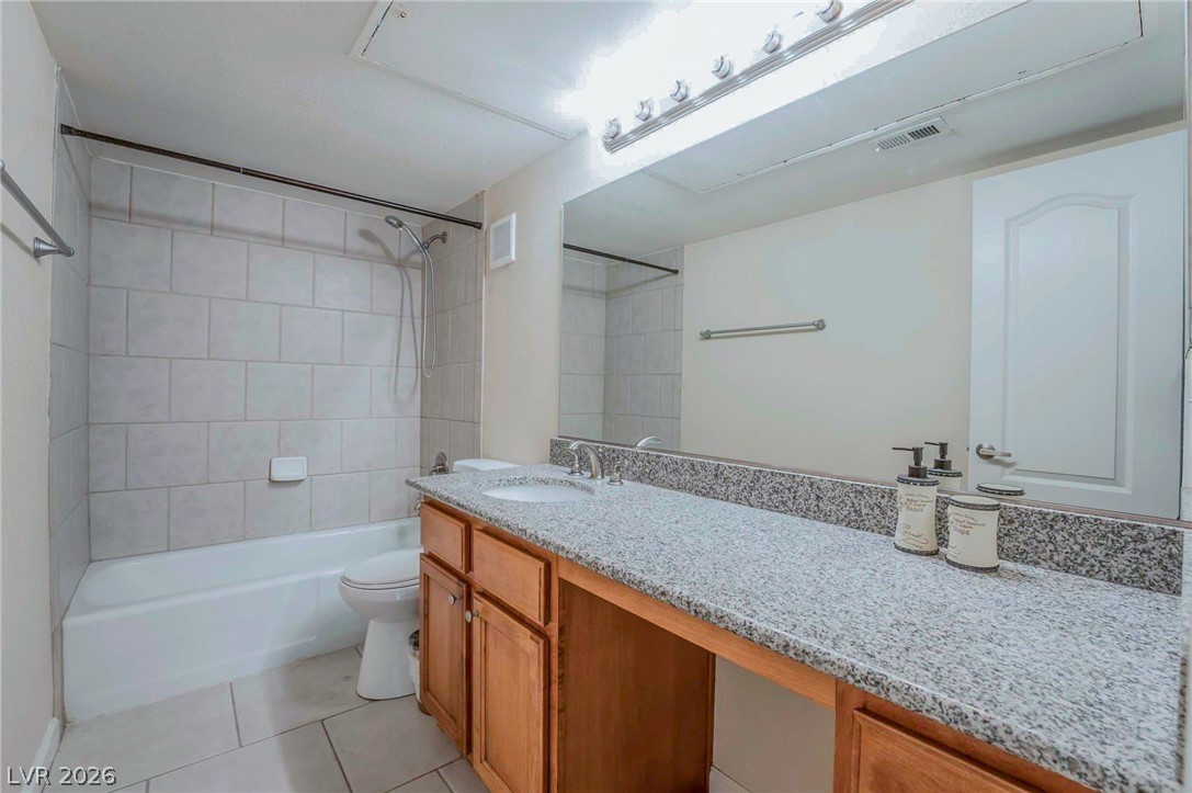 2831 Geary Place 2911 Las Vegas NV 89109