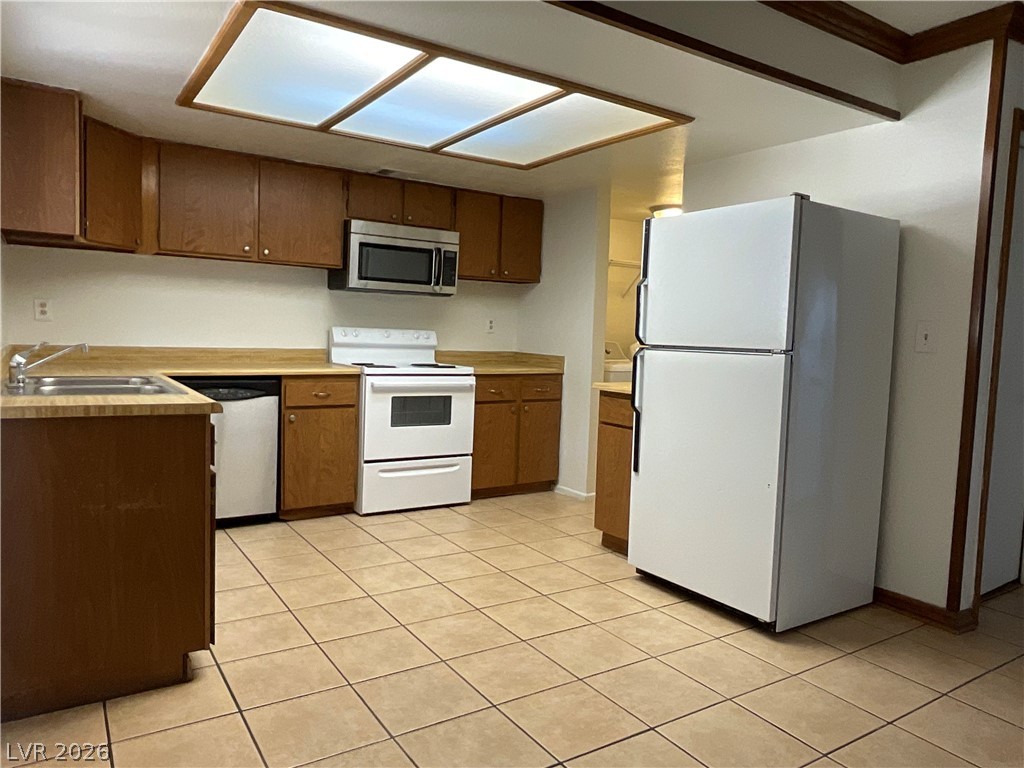 5244 Child Court 82 Las Vegas NV 89103