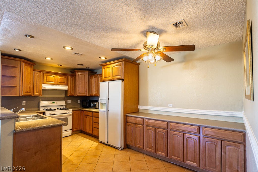 1400 Santa Margarita Street B Las Vegas NV 89146