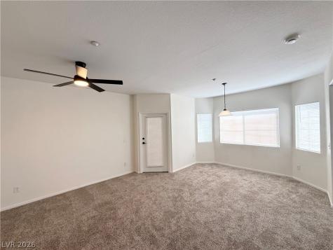 833 Aspen Peak Loop 922 Henderson NV 89011