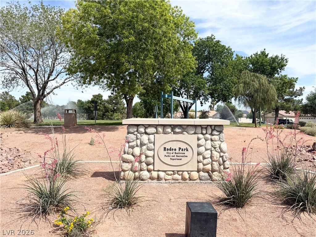 833 Aspen Peak Loop 922 Henderson NV 89011