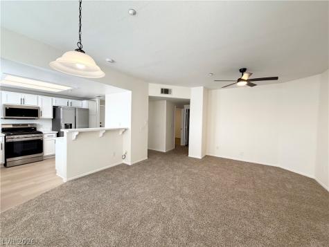 833 Aspen Peak Loop 922 Henderson NV 89011