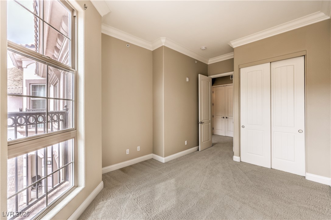 10 Via Vasari 3105 Henderson NV 89011