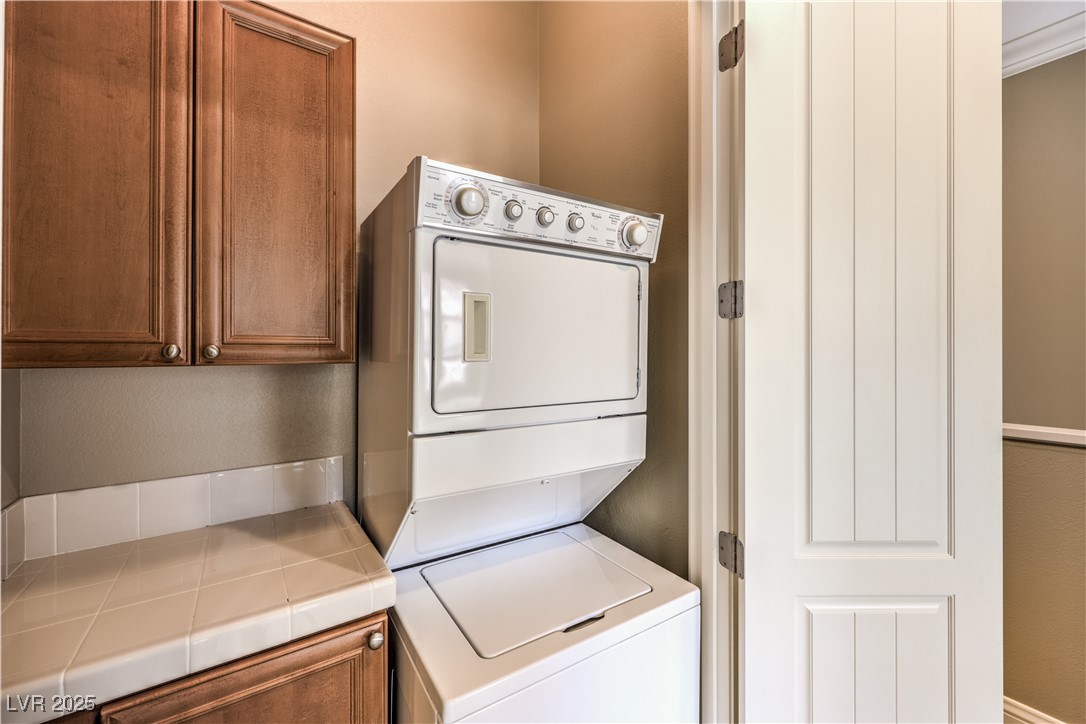 10 Via Vasari 3105 Henderson NV 89011