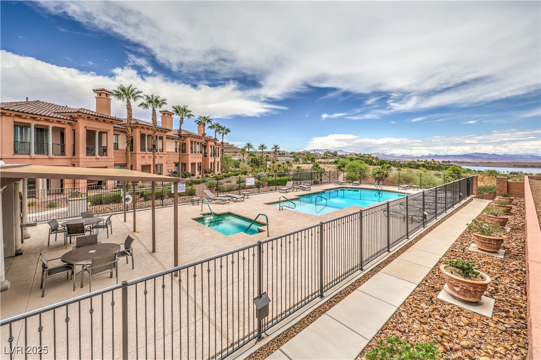 10 Via Vasari 3105 Henderson NV 89011