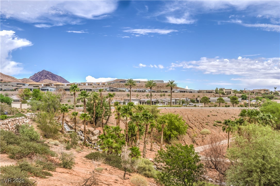 10 Via Vasari 3105 Henderson NV 89011