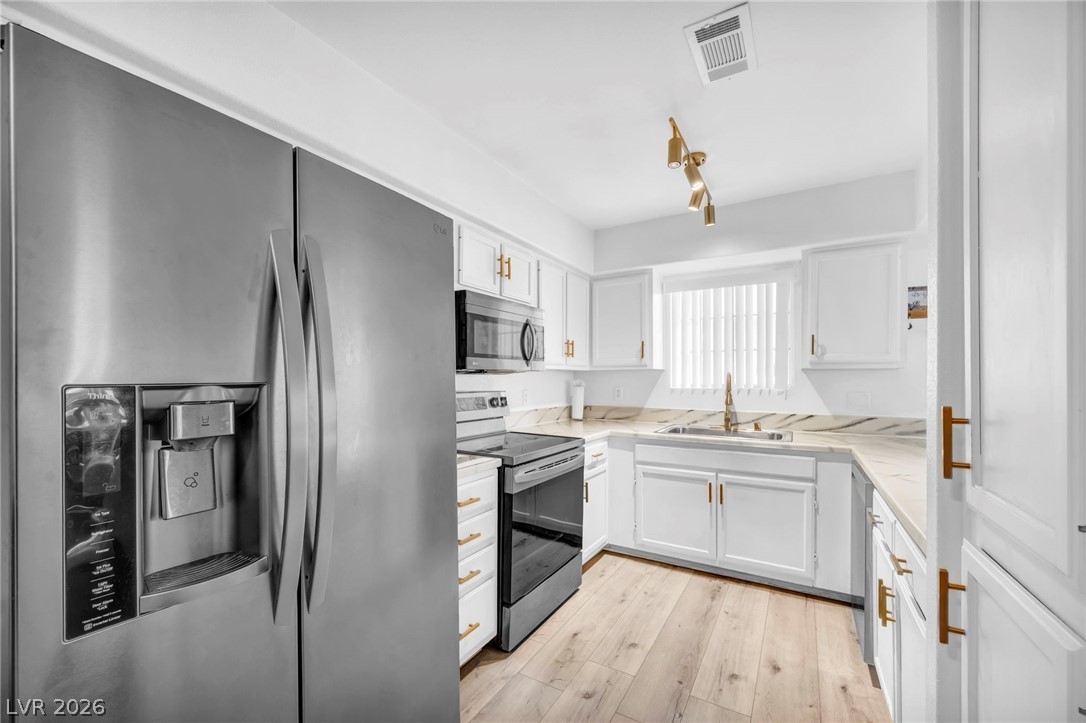2725 South Nellis Boulevard 2103 Las Vegas NV 89121