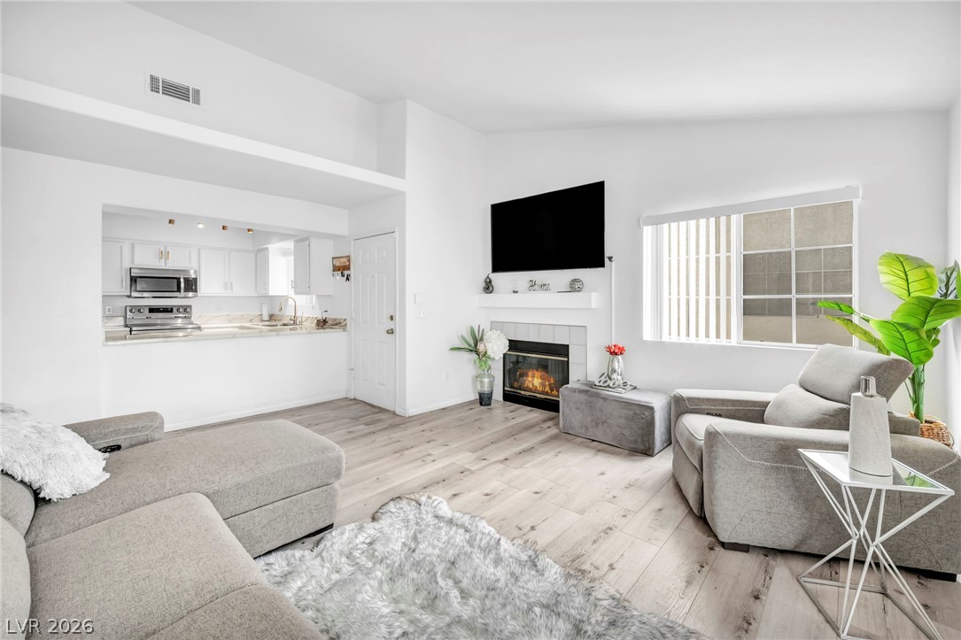 2725 South Nellis Boulevard 2103 Las Vegas NV 89121