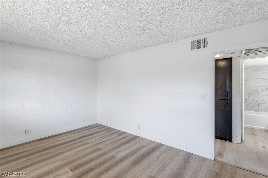 615 South Royal Crest Circle 13 Las Vegas NV 89169