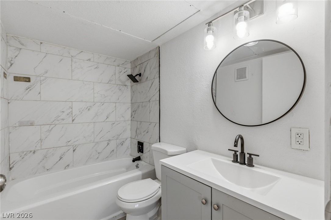 615 South Royal Crest Circle 13 Las Vegas NV 89169