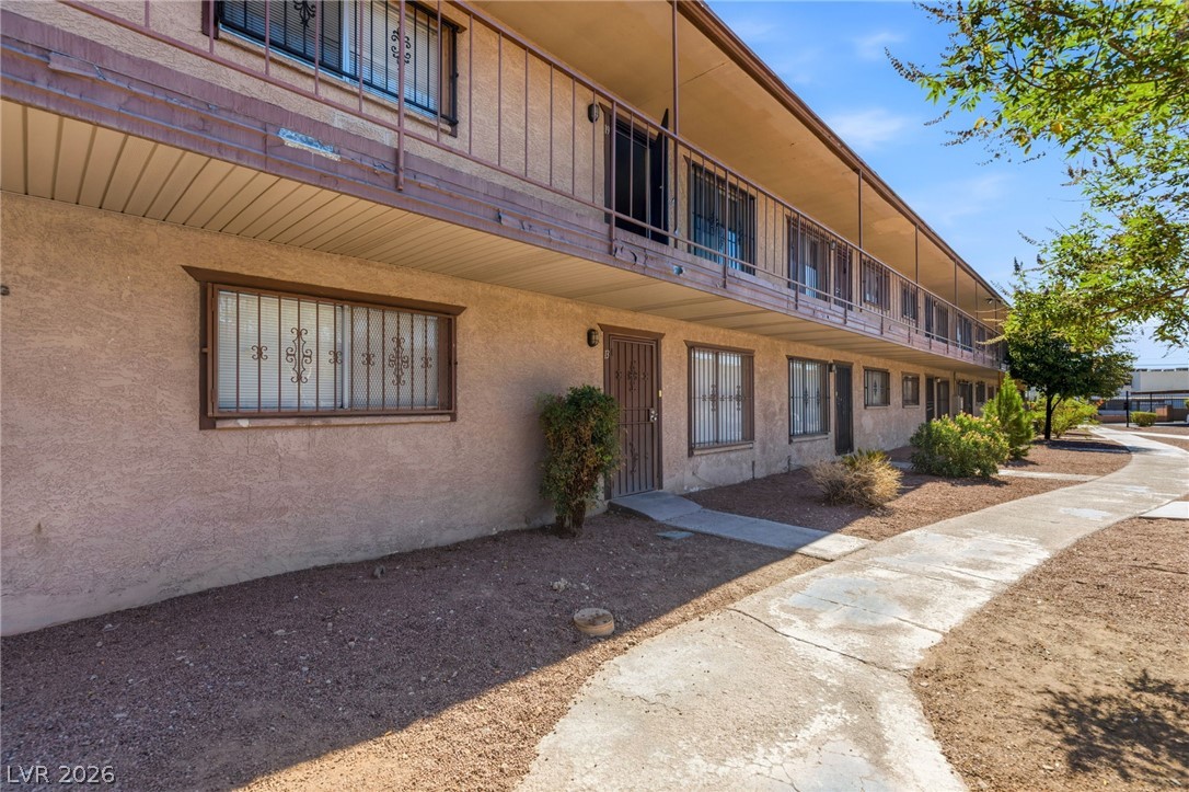 615 South Royal Crest Circle 13 Las Vegas NV 89169