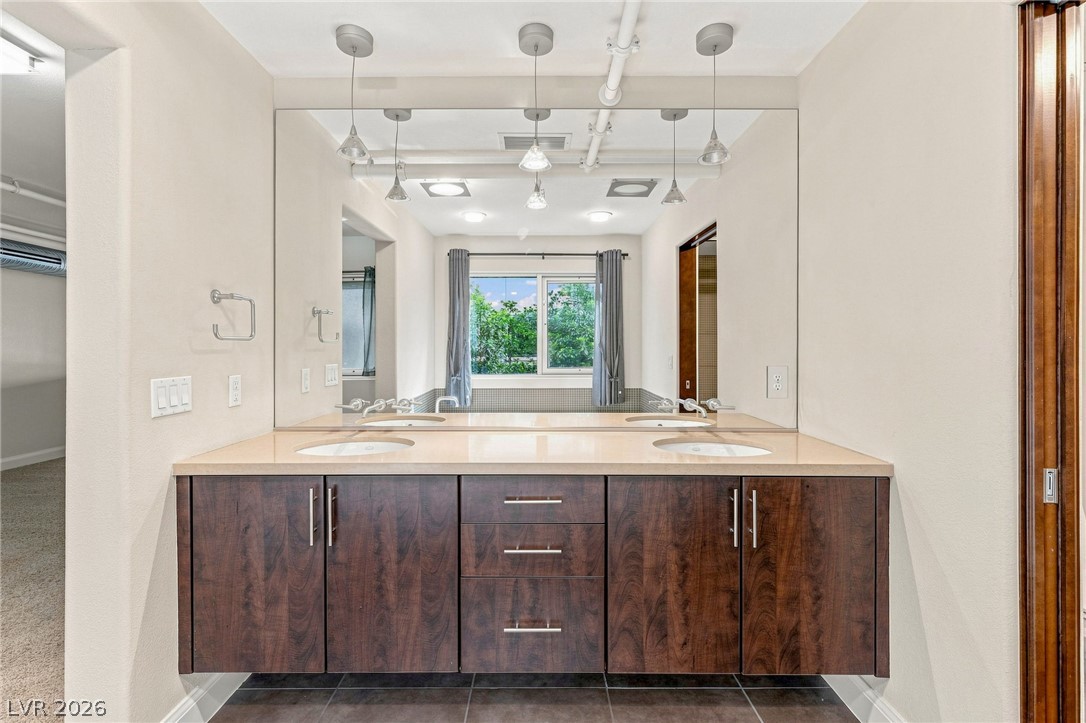 11441 Allerton Park Drive Drive 208 Las Vegas NV 89135