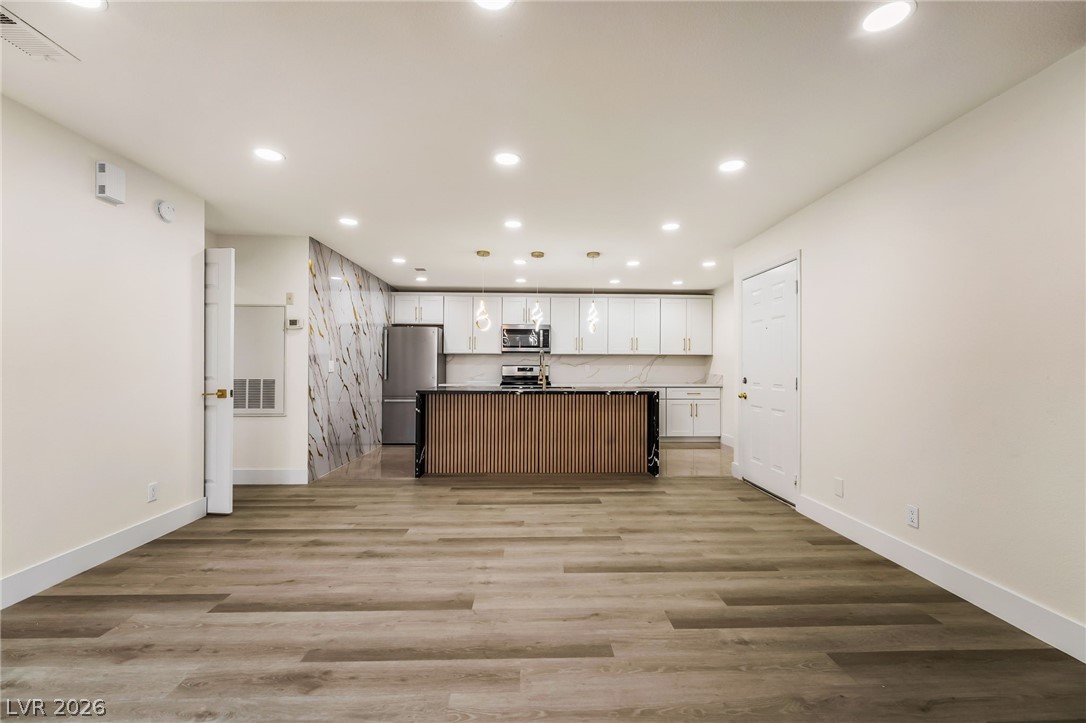 2200 South Fort Apache Road 2073 Las Vegas NV 89117