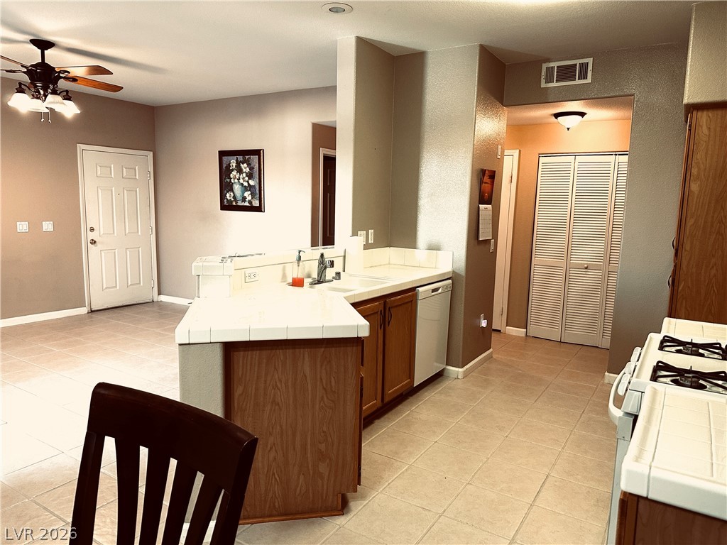 8501 West University Avenue 1081 Las Vegas NV 89147