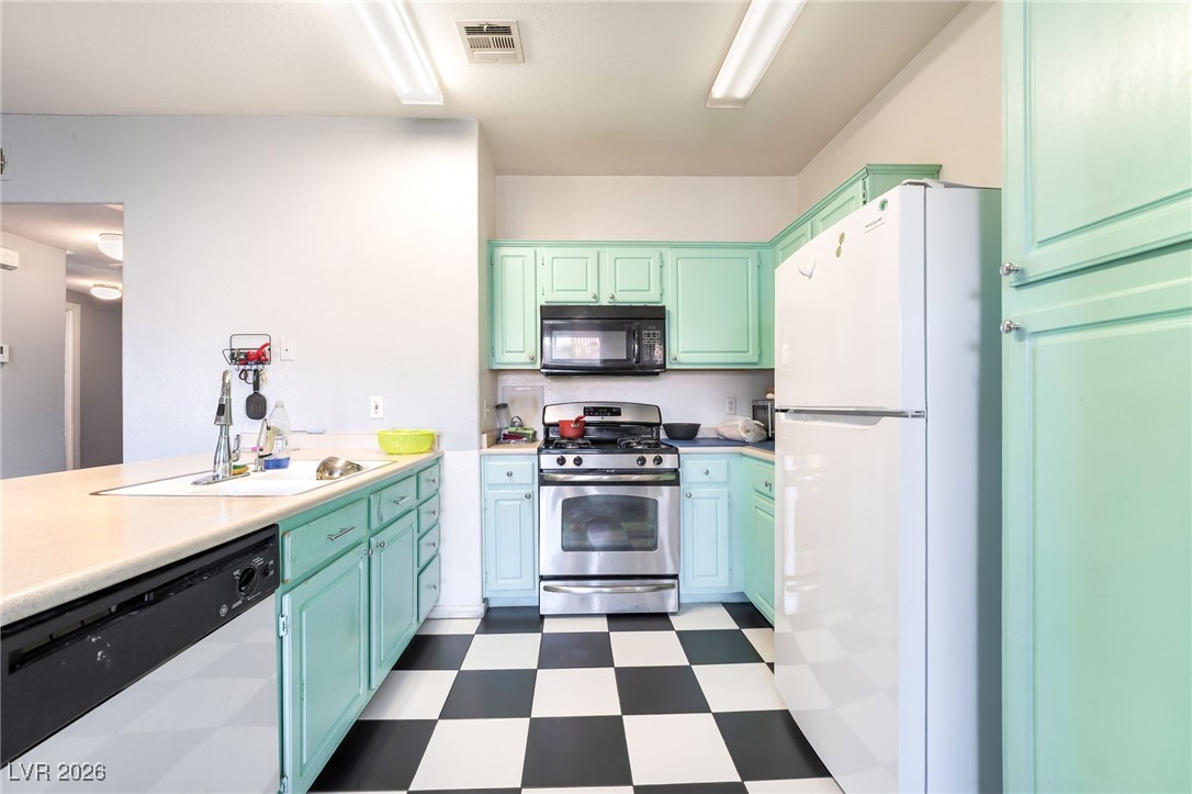 855 North Stephanie Street 1721 Henderson NV 89014