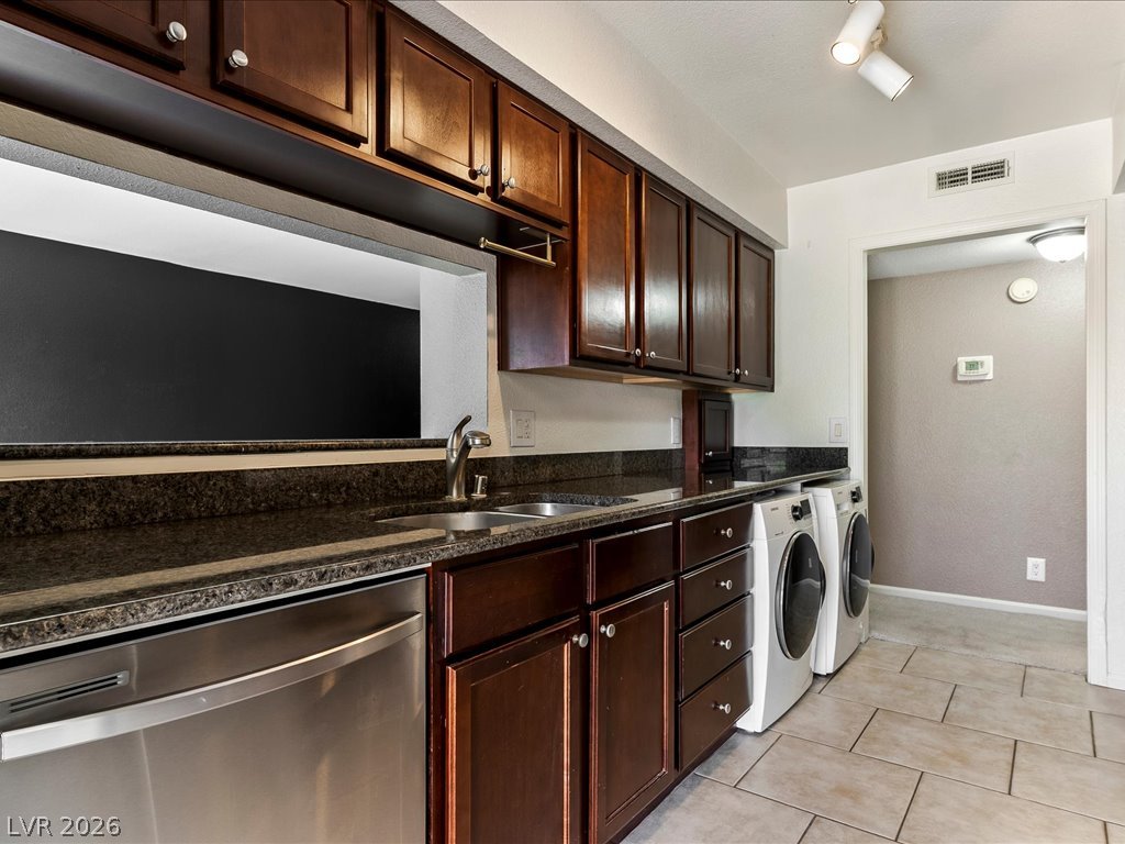 2831 Geary Place 2934 Las Vegas NV 89109