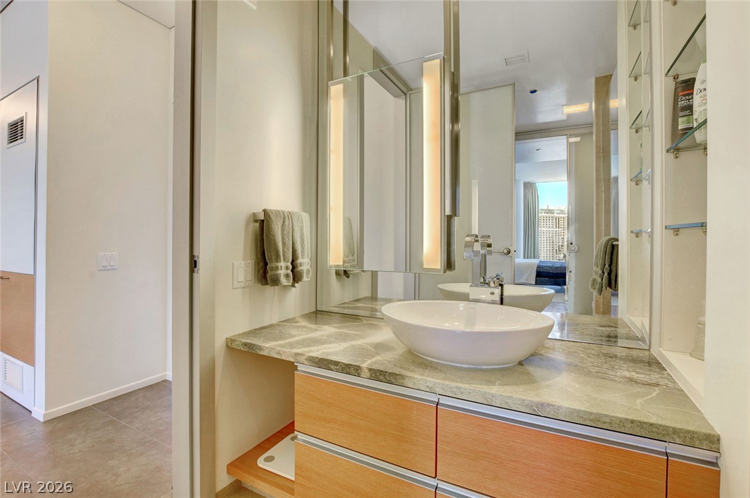 3722 Las Vegas Boulevard 1904 Las Vegas NV 89158