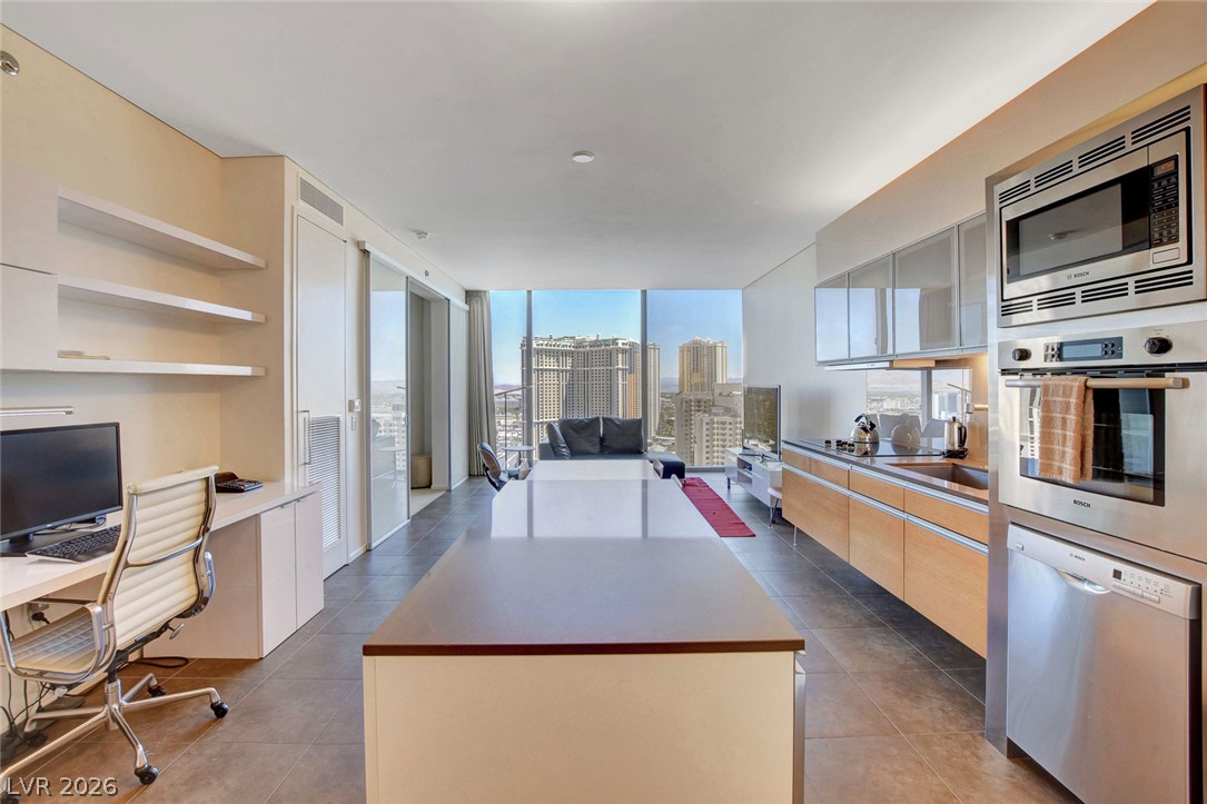3722 Las Vegas Boulevard 1904 Las Vegas NV 89158