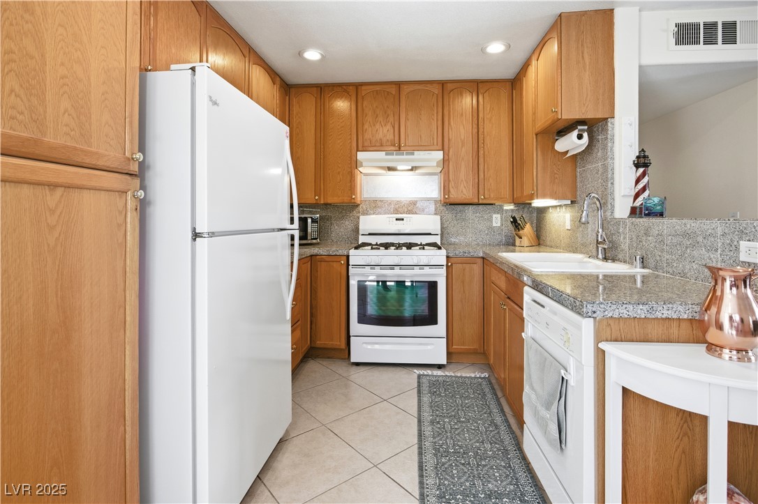 5206 Mandalay Springs Drive 204 Las Vegas NV 89120