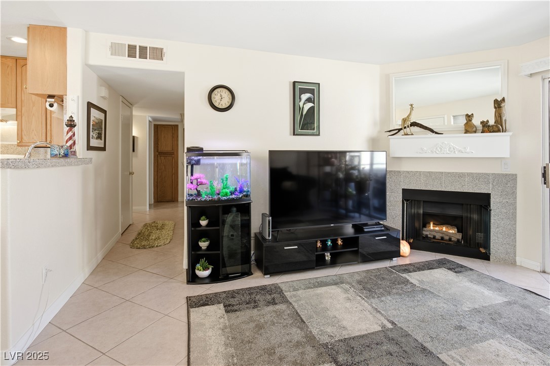 5206 Mandalay Springs Drive 204 Las Vegas NV 89120
