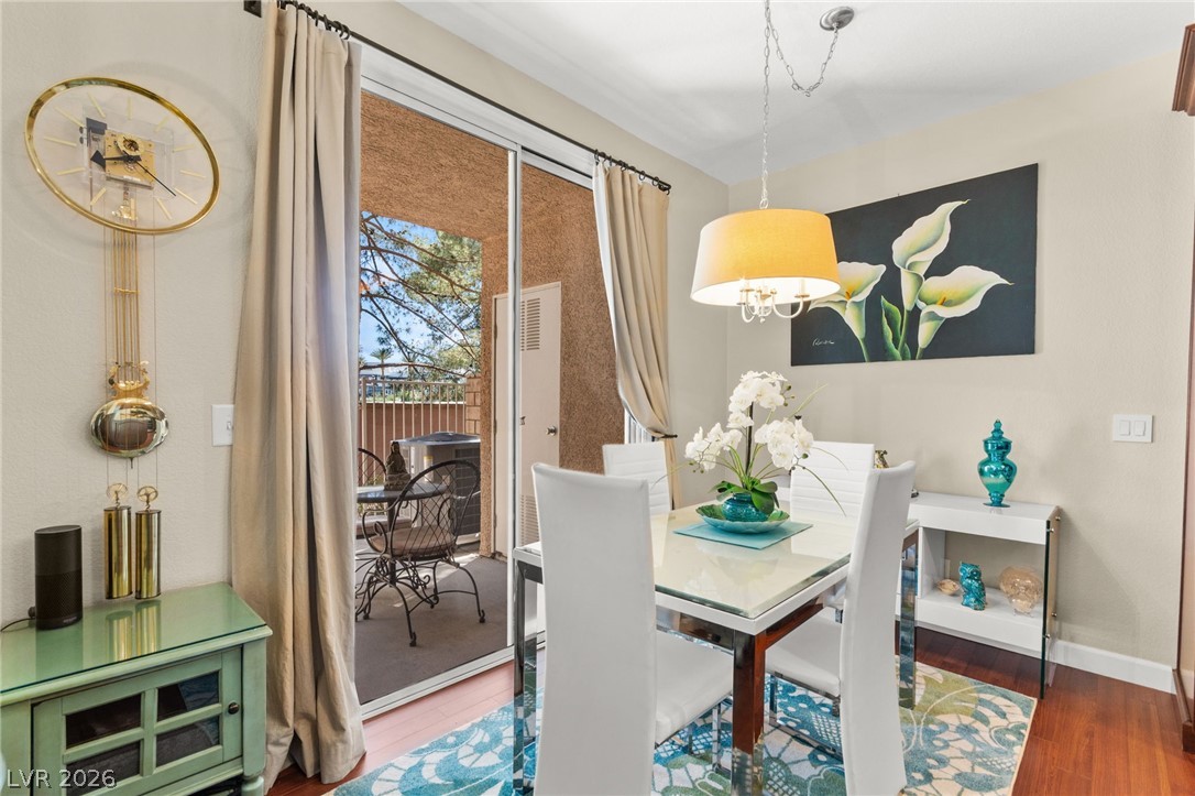 251 South Green Valley Parkway 2011 Henderson NV 89012