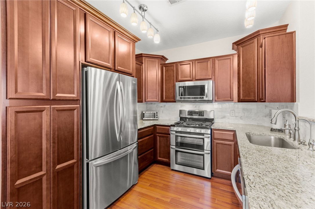 251 South Green Valley Parkway 2011 Henderson NV 89012
