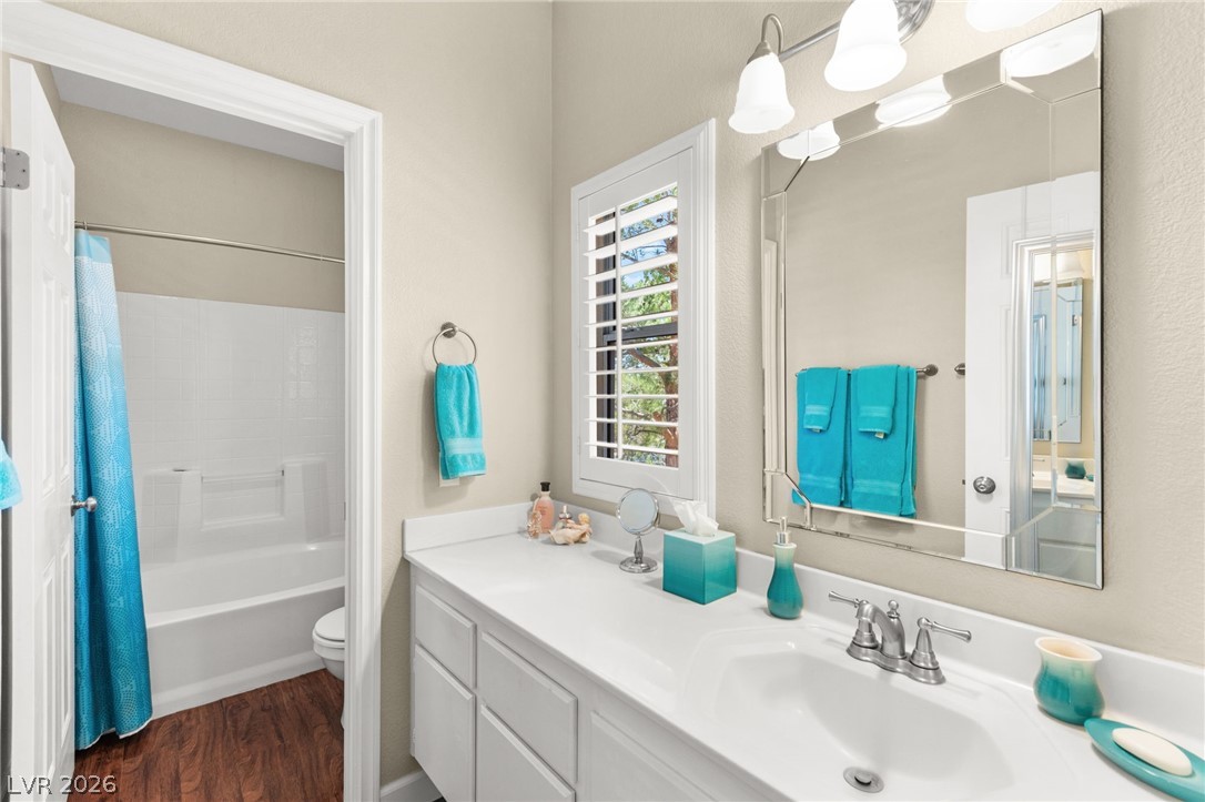 251 South Green Valley Parkway 2011 Henderson NV 89012